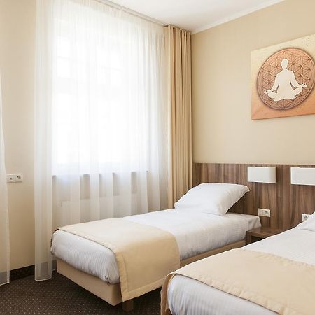 פוזנן Mandala Hostel & Apartments חדר תמונה